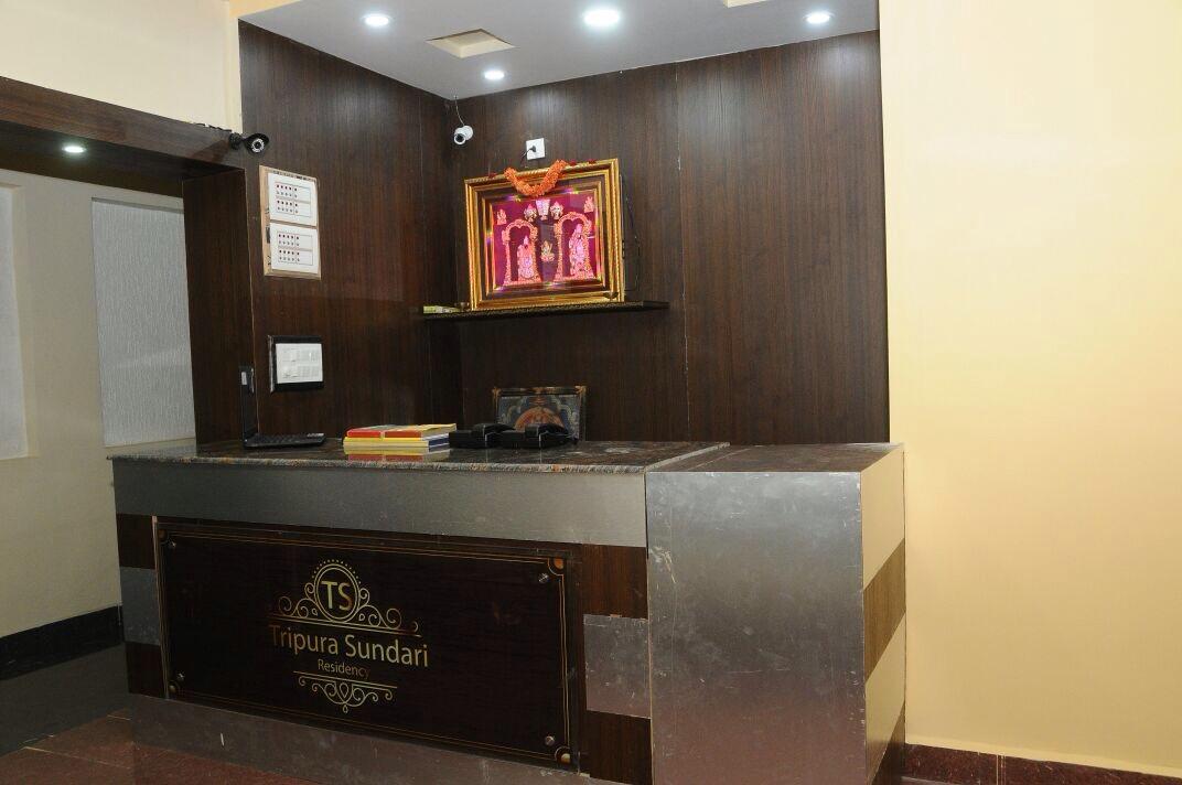 Madanapalle Tripura Sundari Residency酒店 外观 照片